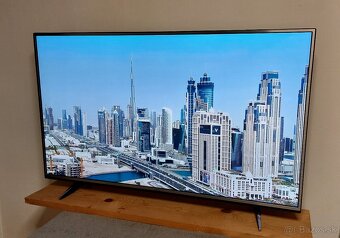 LG 55" 4K UHD Smart TV (LG 55UH615V) - 12