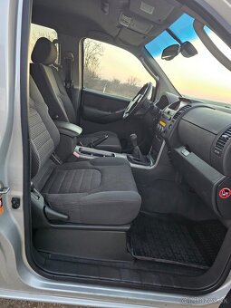 Nissan Pathfinder 2.5 dCI MT6 7-miestny - 12