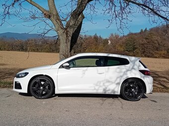 VW Scirocco R ,2.0Tsi,195kw,2012,manuál - 12