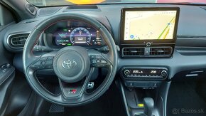 Toyota Yaris 1.5 Hybrid 130k e-CVT GR Sport - 12