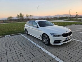 BMW Rad 5 Touring 530d xDrive A/T - 12