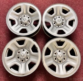 6x139.7 R18 Orig. plechové disky Dodge RAM 2019 - 12