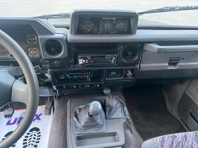 Land Cruiser KZJ 70 VX - 12