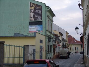 PONÚKAME NA PRENÁJOM OBCHODNÝ NEBYTOVÝ PRIESTOR - 12