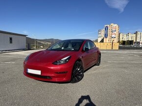 Tesla Model 3 Performance - 12