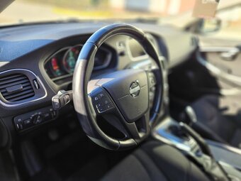 Volvo V40 D2 - 12