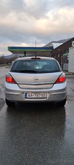 Opel astra h - 12