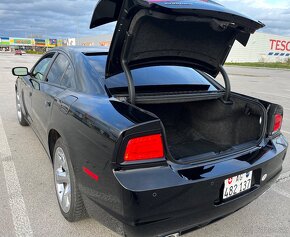 Dodge charger 5.7 R/T hemi - 12