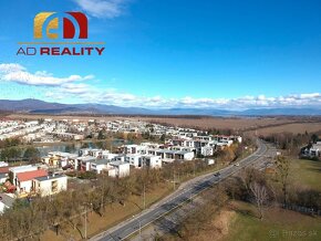 AD REALITY - Rodinný dom s pozemkom  901 m2 - 12