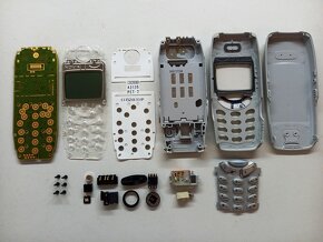 NOKIA 3330 - E52 - C2 01Čierna - C2 01Zlatá - 6100 - 5310XP - 12