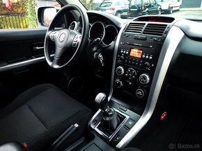 SUZUKI GRAND VITARA 1.9DDiS 4x4 - KLIMA, VYHREV SED, ŤAŽNE - 12