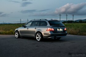 BMW E61 530xi - 12