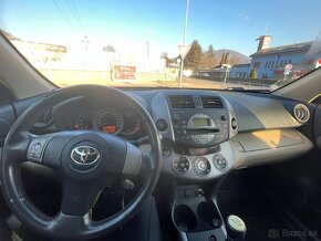 PREDÁM TOYTA RAV4 4X4   2.2 D - 12