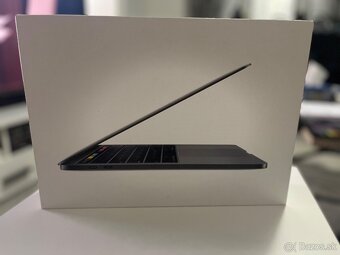 Apple Macbook Pro 13.3" 2019 Space Grey Touch Bar - 12