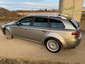 Alfa Romeo 159 2.4 JTDm Sportwagon, automat - 12