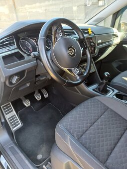 Vw Touran 2.0 TDI  manual - 12