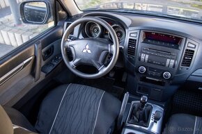 Mitsubishi Pajero Montero / Sport 3,2 Di 147 kW - 12