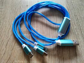 Svietiace káble USB-C a Apple - 12