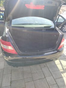 Mercedes-Benz c200 cdi w204 - 12