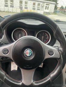 Alfa Romeo 159 2.4 JTDM Ti - 12