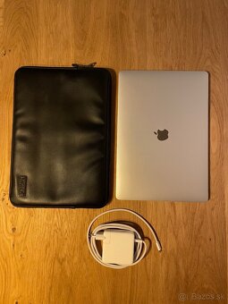 Predám MacBook Pro 15,4" Silver, TouchBar 2019 - 12