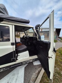 LAND ROVER DEFENDER 110 TD5 - 12