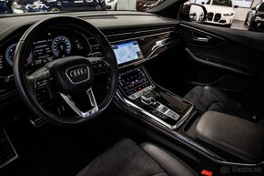 Audi Q8 - 12