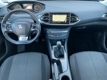 Peugeot 308 SW 1.6HDi 73kW Navi DPH - 12