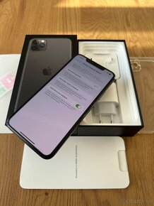 iPhone 11 Pro Max 64 gb Space grey + prislušenstvo - 12