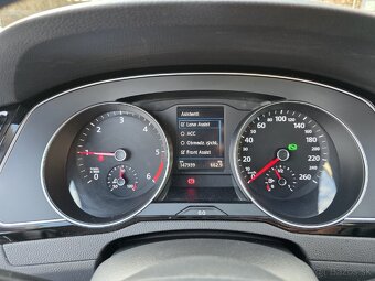 Volkswagen Passat Variant 2.0 TDI EVO Elegance DSG - 12