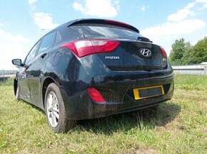 Hyundai i30 1.6 CRDi blue drive active náhradné diely - 12