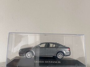 ŠKODA Predam zberatelsky model v mierke 1:43. - 12