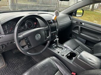 Volkswagen Touareg 3.0 V6 TDI - 12