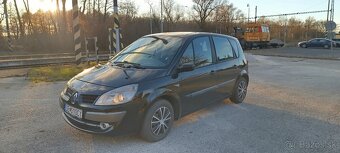 Renault Scénic 1.5 dci - 12