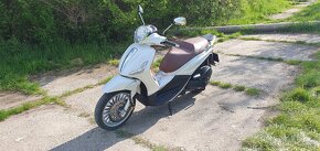 Piaggio Beverly - 12