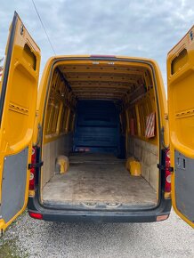 Volkswagen Crafter 2.5TDI - 12