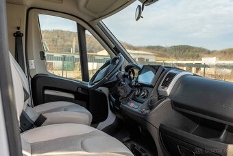 2022 Bürstner IXEO 726G – Plne vybavený 🚐✨ - 12