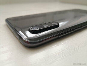 Xiaomi Mi 9 6/128 Gb - 12