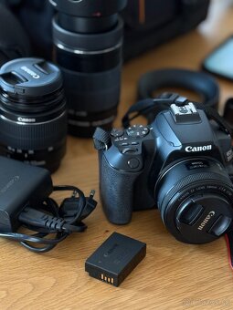 CANON EOS 250D + 3 objektívy a ďalšie príslušenstvo - 12