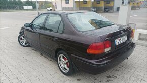 Honda Civic 6g - 12