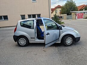 Citroen C2 1.1i 44KW - 12