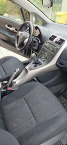 Toyota Auris 1,4 l D-4D - 12