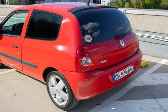 Renault Clio - 12