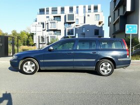 Volvo V70 2.4i - 12