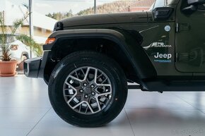 Jeep Wrangler 2.0 PHEV Sahara 4xe A/T - 12