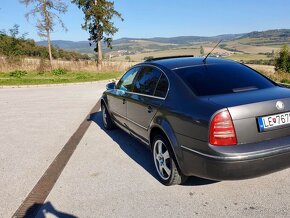 Škoda Superb 2.5TDI - 12