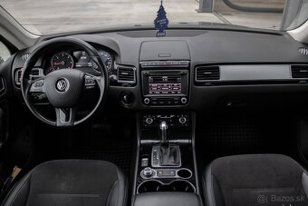 Volkswagen Touareg II 3 V6 TDI BMT 4MOTION - 12