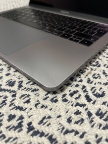 MacBook Pro 13.3 2017 A1708 - 12