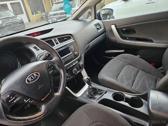 Kia Ceed SW 1.4 CRDi - 12