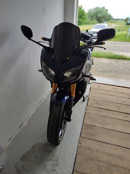 Yamaha FZ1 Fazer - 12